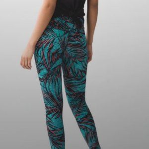 Lululemon Tofino Palm Leaf Wunder Under leggings Size 2